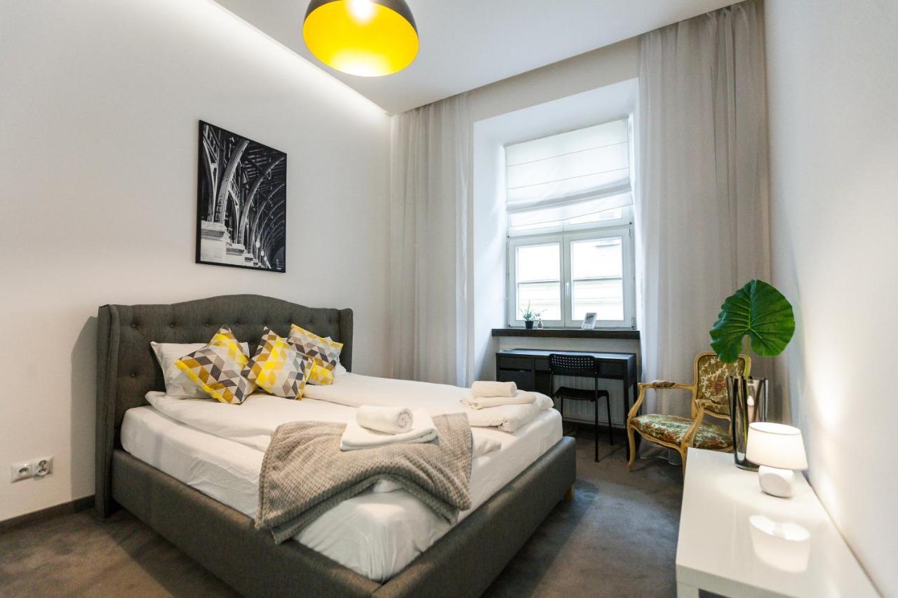 Vintage Tomasza Apartment *